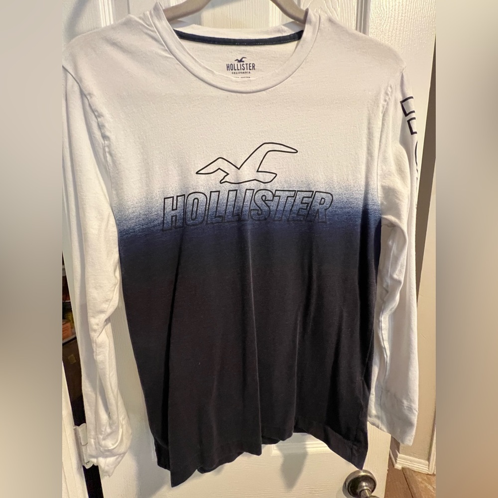 Hollister - Boys Long-Sleeve Tshirt Sz XS White to Dark Blue Fade